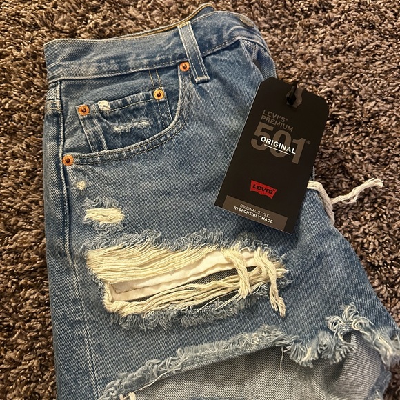 Levi's Women's Light Blue Distressed Jean Shorts - Picture 1 of 3
